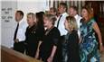 Choir`d synger i kirken