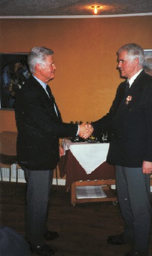 uddel1.gif
