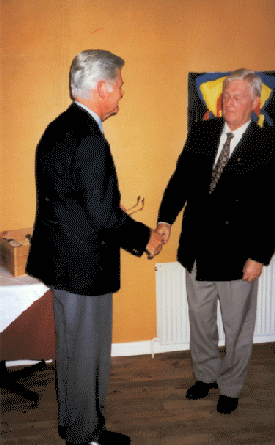 uddel8.gif