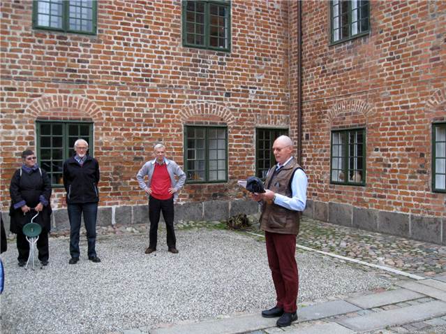 Steen byder velkommen