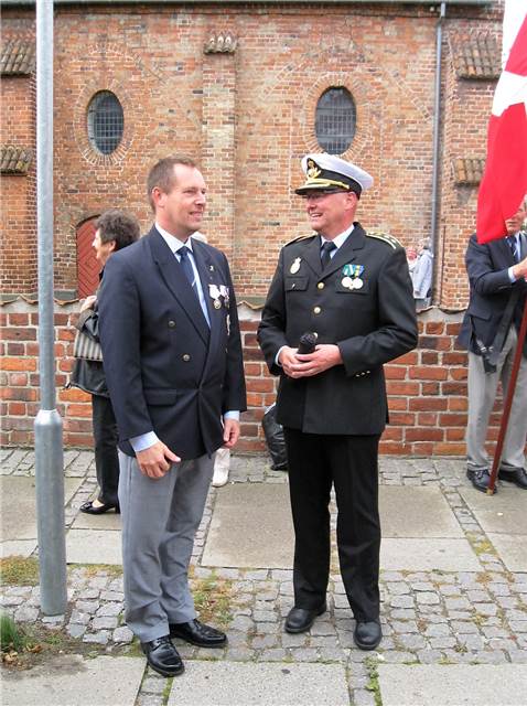 Formand for Køge GF. Henrik Agerlin og Vicepolitiinspektør Preben Moliin.