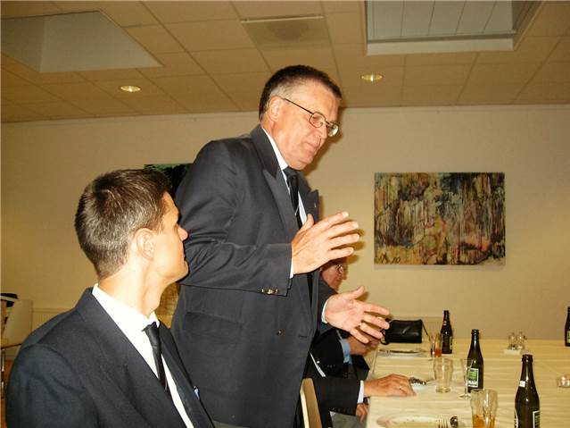 Carsten orienterer om DG arbejde pt.