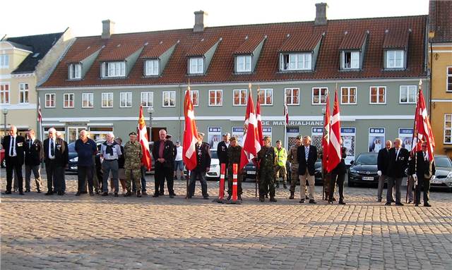 Paraden på Køge Torv.