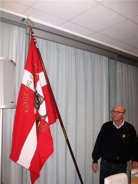 Vor fane på plads