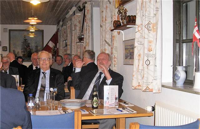 Stoffer kommenterer under eventuelt