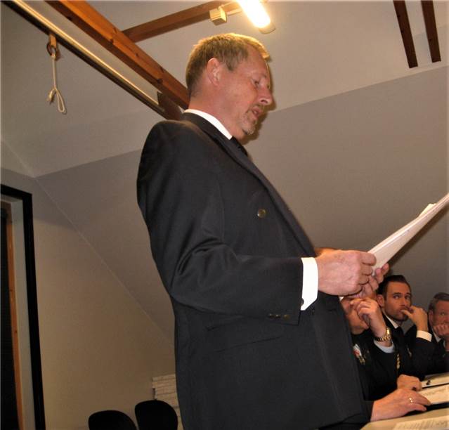Formanden aflægger beretning